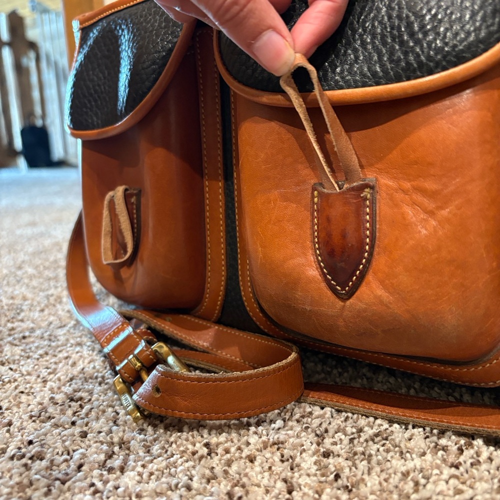 Dooney & Bourke Black and Tan Leather Shoulder Bag - Picture 6 of 10